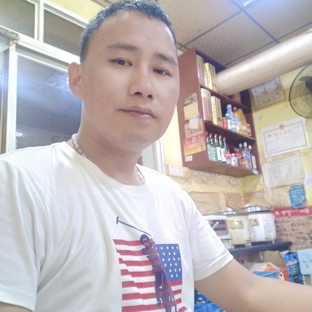 丁家大少♥的照片