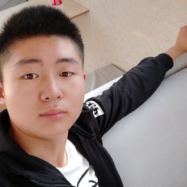 䕇炅的照片