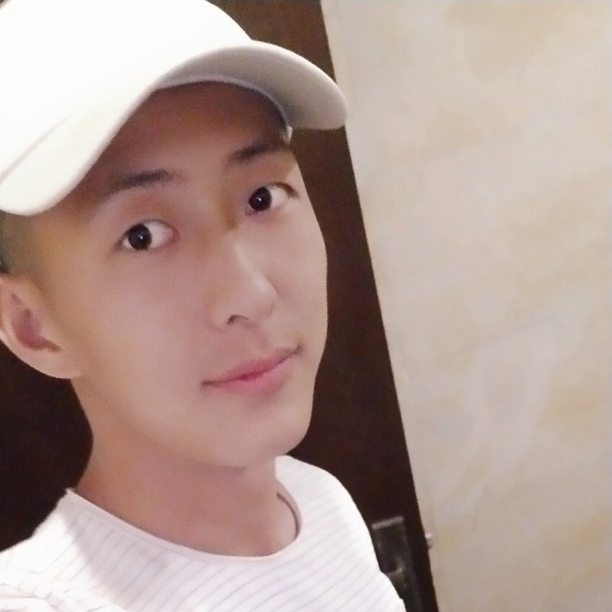 哲叔叔的照片