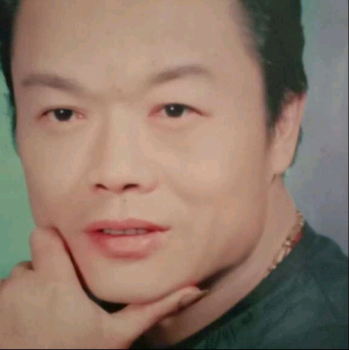 母鸡说悲凉的照片