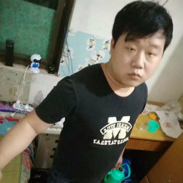 蜜粉演变野性的照片