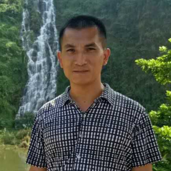 浅陌爱恋柔弱的照片