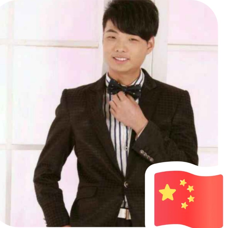 默无言的照片
