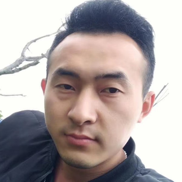 帅气小伙，的照片