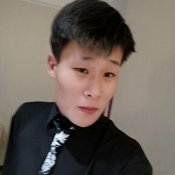 v·的照片