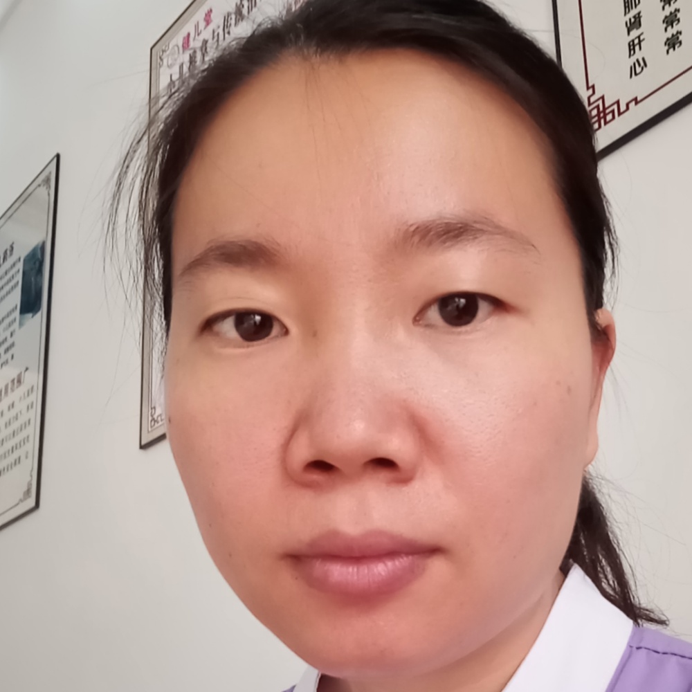 欣慰爱画板的照片