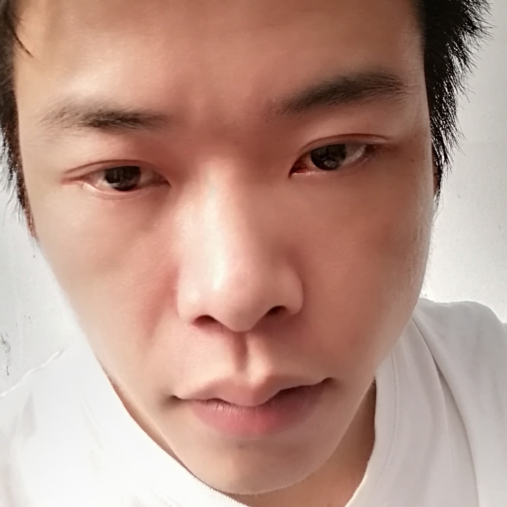 默【然】的照片