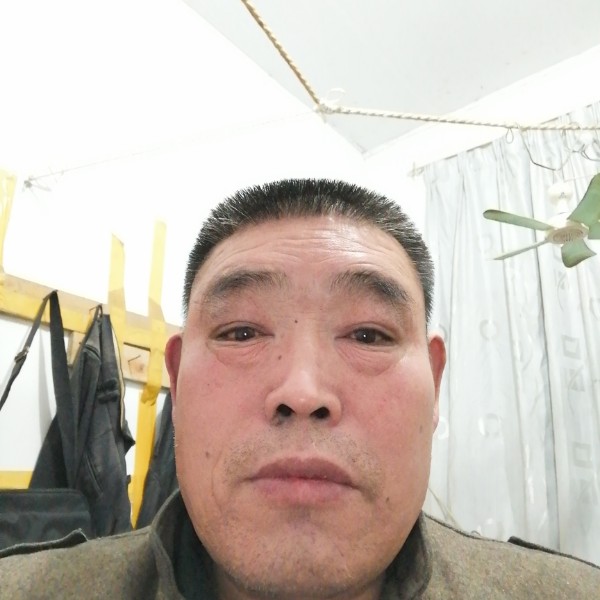 板栗方忐忑的照片