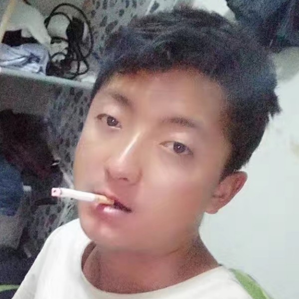 睫毛与浅唱的照片