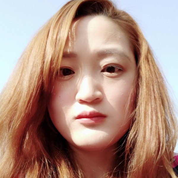 黎云香的照片