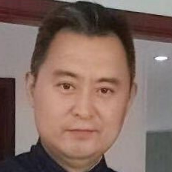 裙子蹁跹辛勤的照片