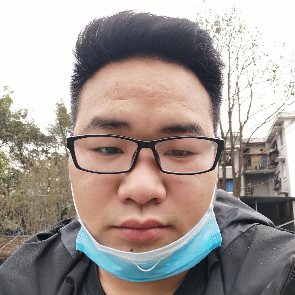 石头彼年的照片