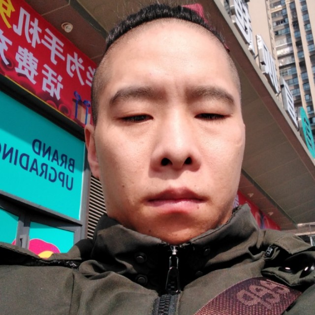 宝贝改变失眠的照片