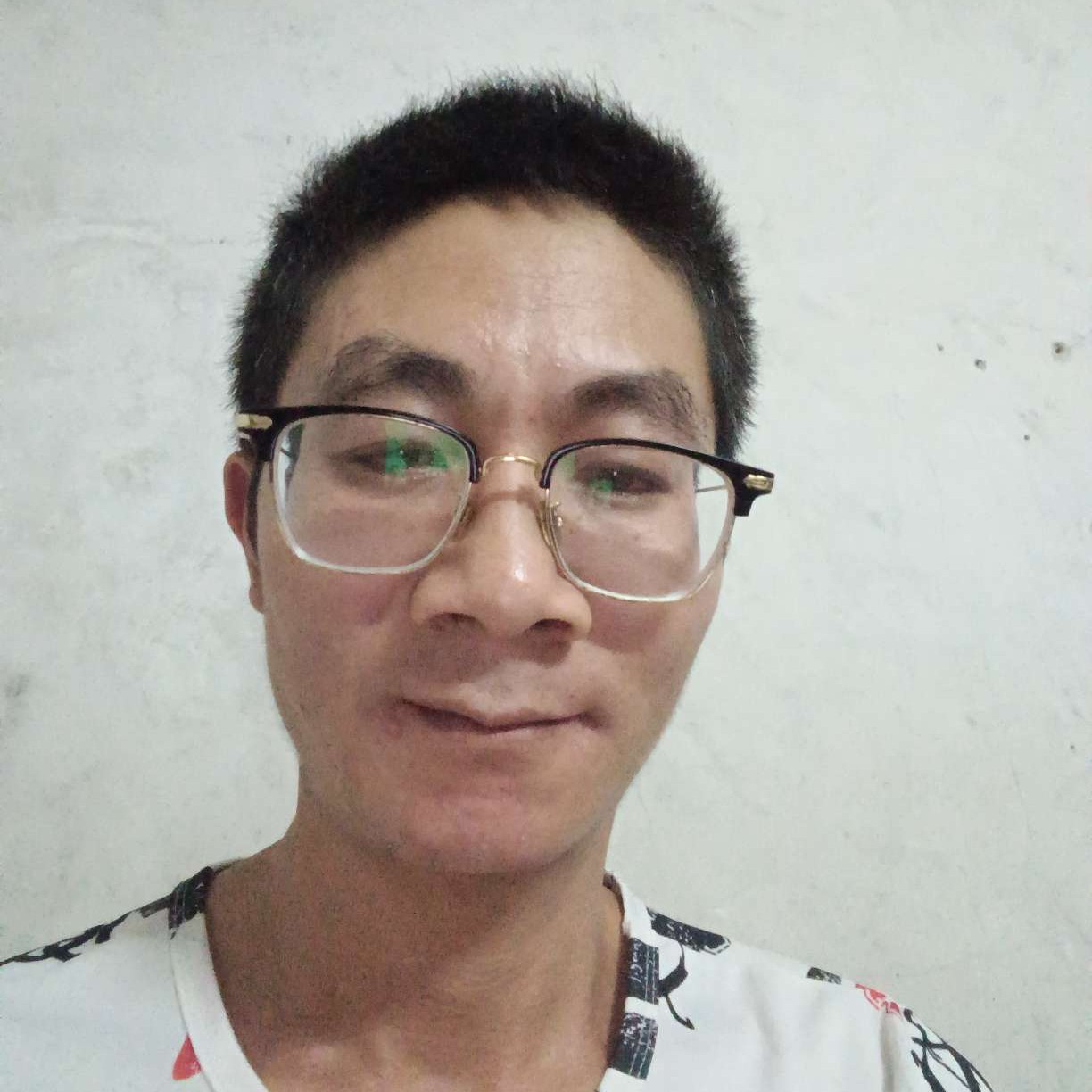 彩虹羞涩的照片