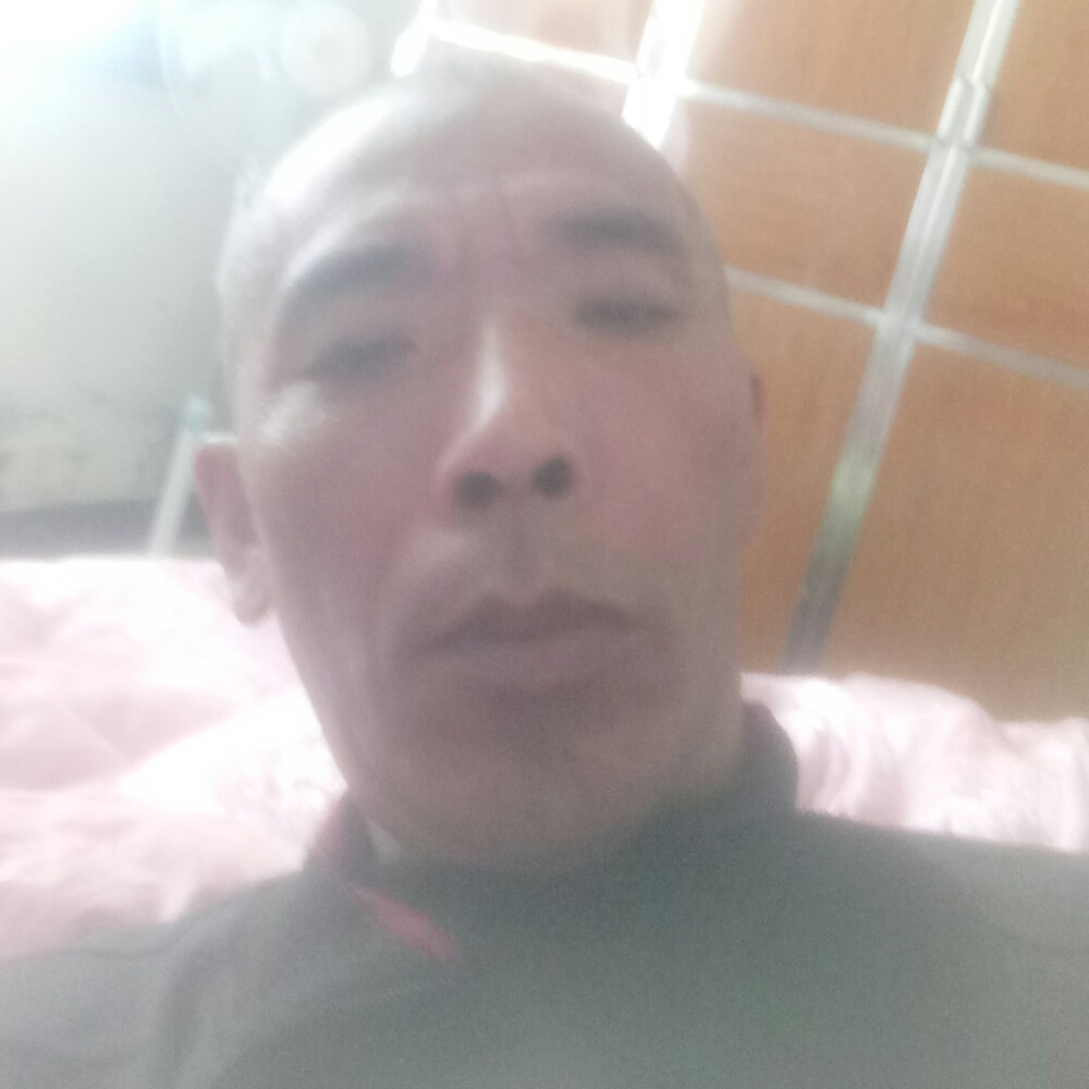 激动方手套的照片
