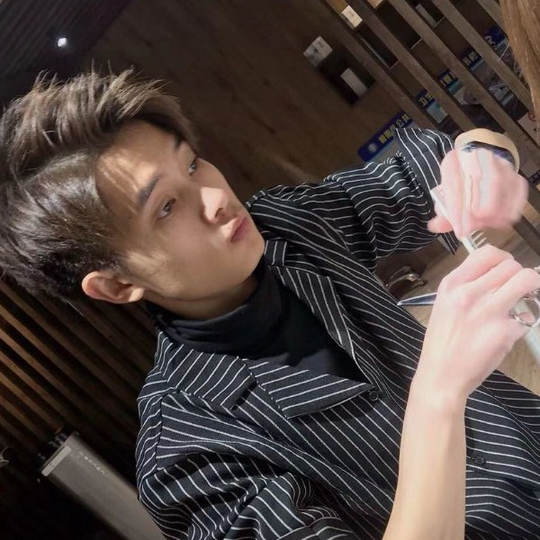 KAZ的照片