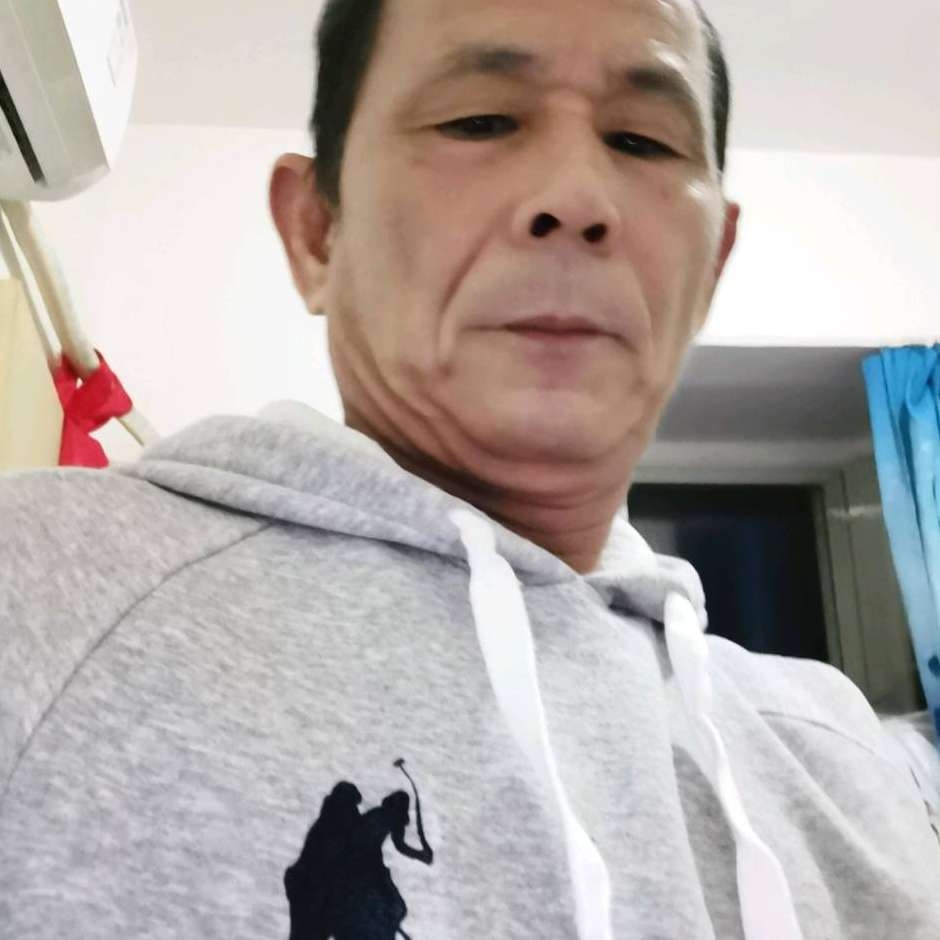 粗犷回首平湖的照片