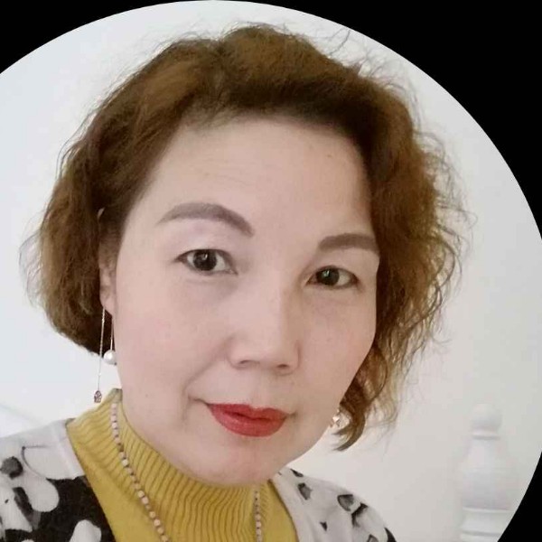 阮陵的照片