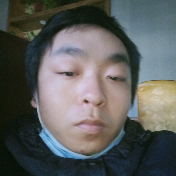 魏加豪的照片
