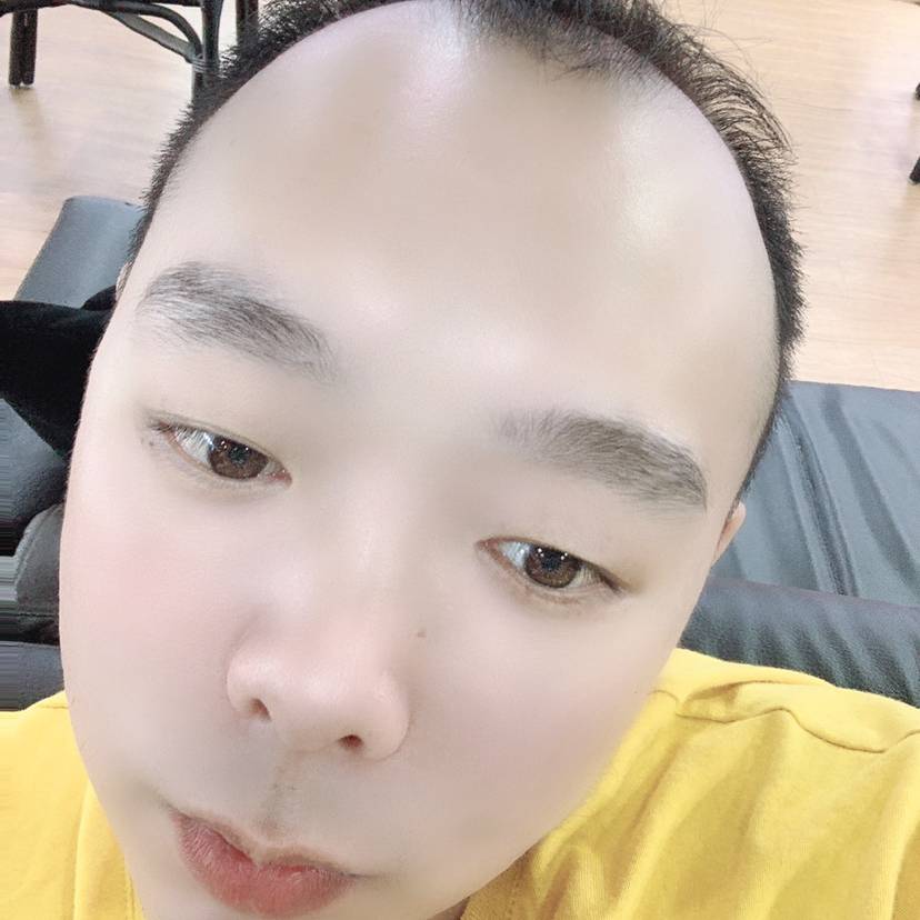 错落短靴的照片