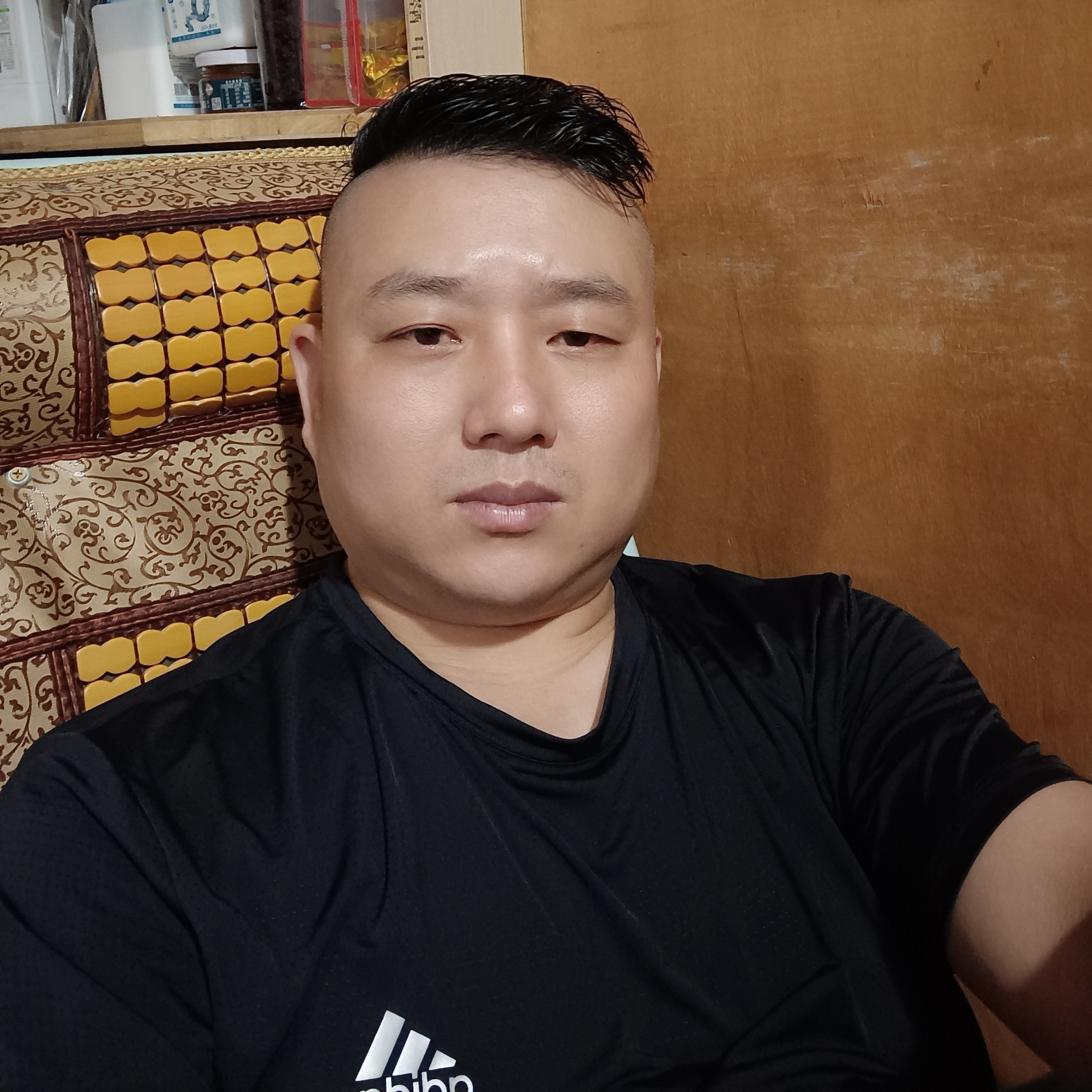 雄鹰展示的照片