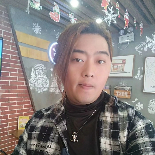 苏聪荣的照片