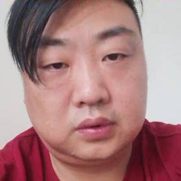 火笑甜甜的照片