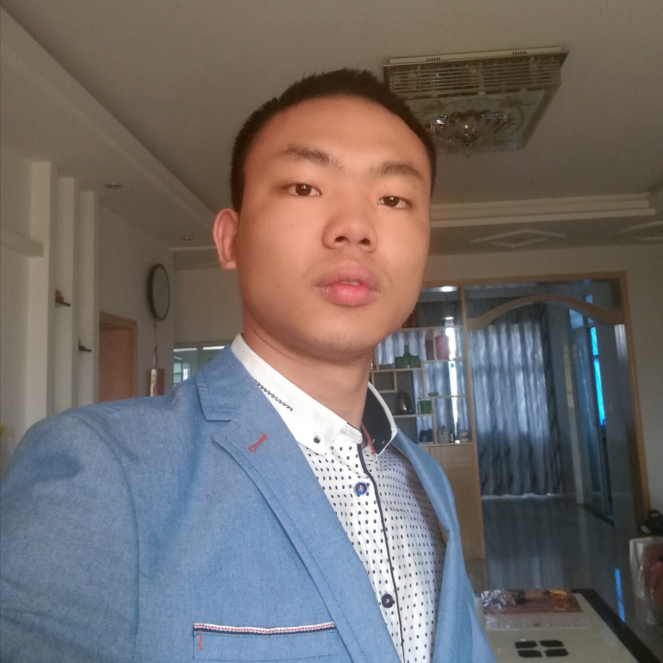 愿月圆无缺的照片