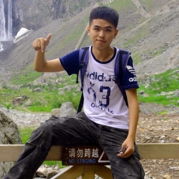 Leo Mars的照片