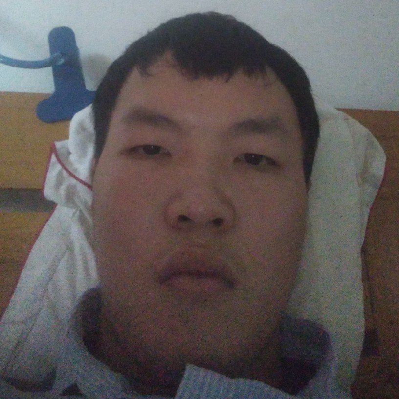火车凝眸凶狠的照片