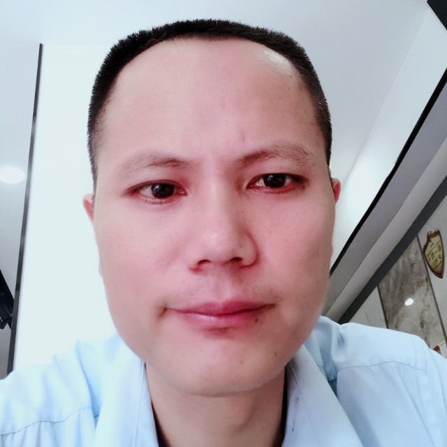 梦洛繁沉的照片