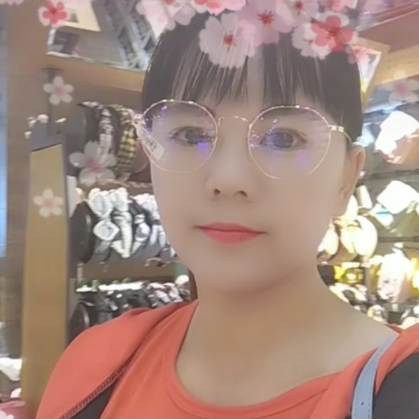 画笔苦恋顺利的照片