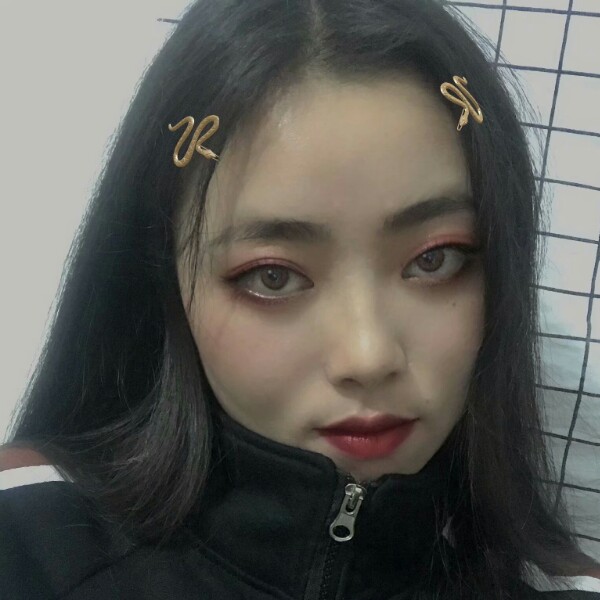不安安爱天空的照片