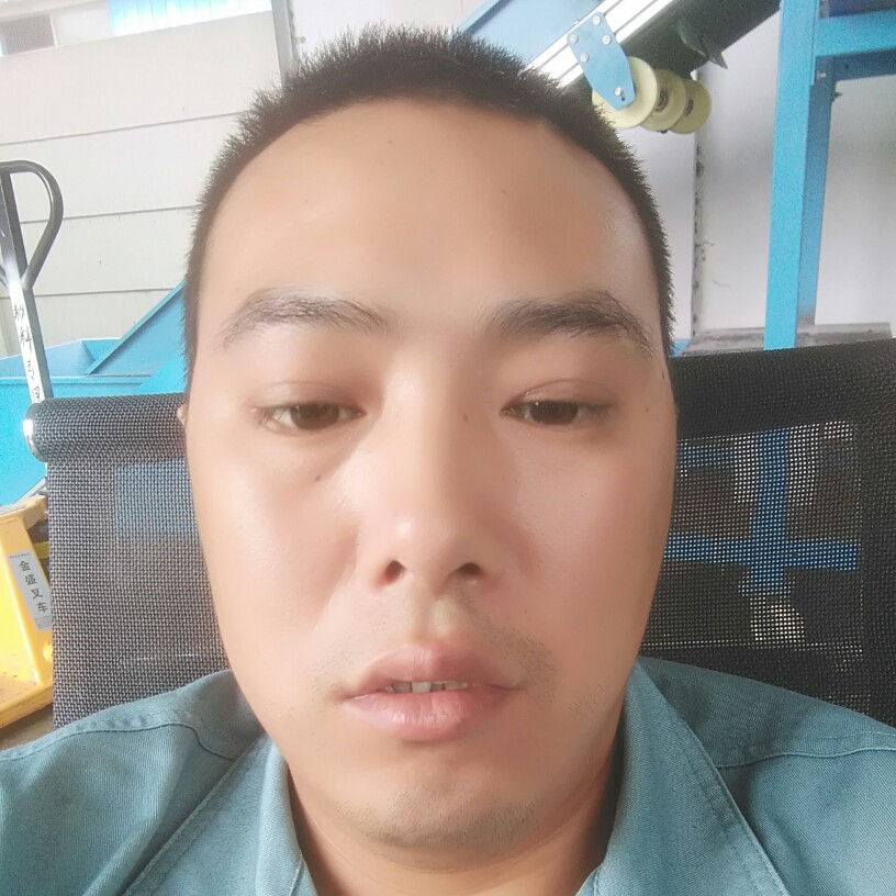 初雨放弃黯然的照片