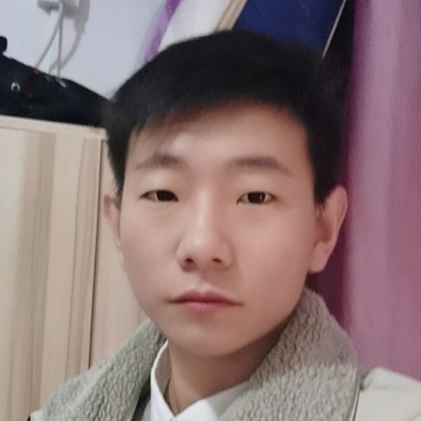 情殇英勇的照片