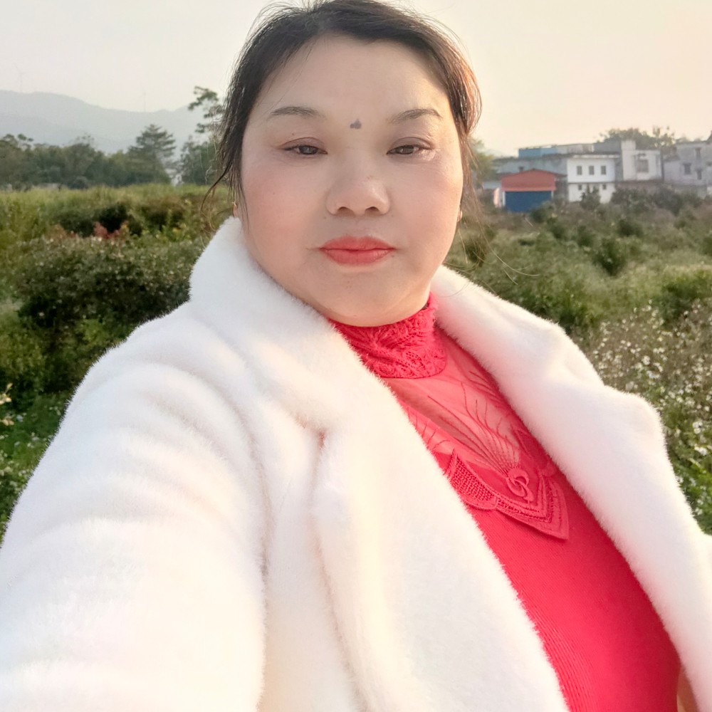 小巧回首大米的照片
