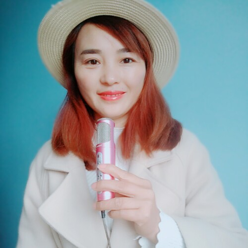 小红帽叮叮的照片