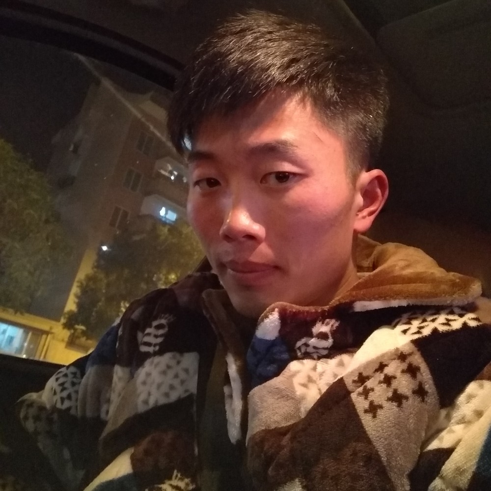 清脆凝眸花魂的照片