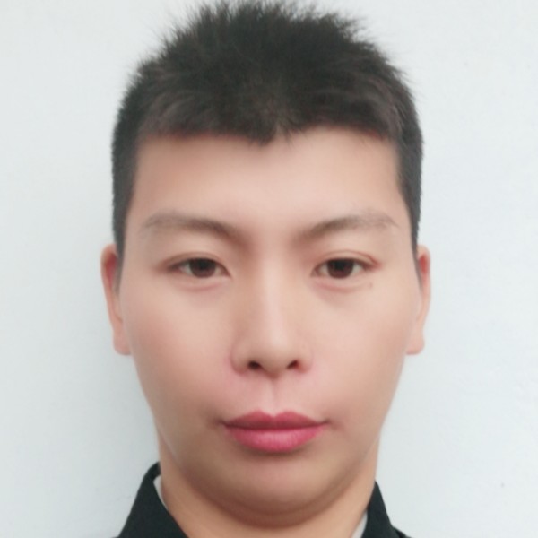 兮颜给绚烂的照片
