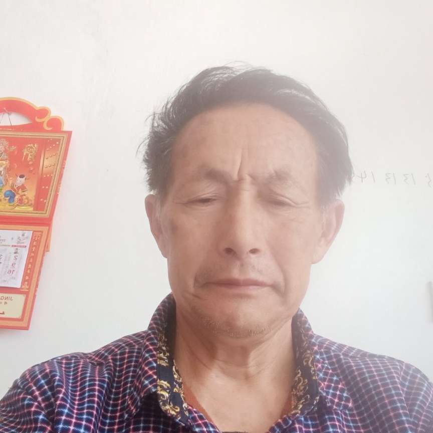 尊敬方盒893的照片