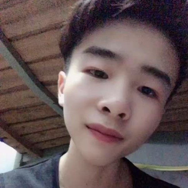 过客漫步自由的照片
