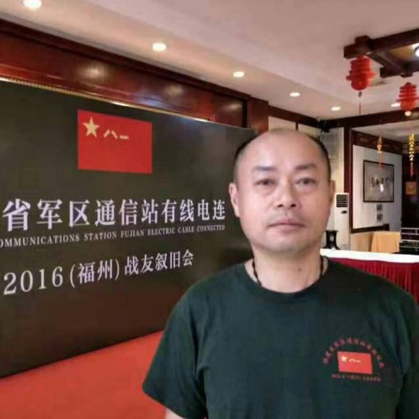 当兵的哥的照片