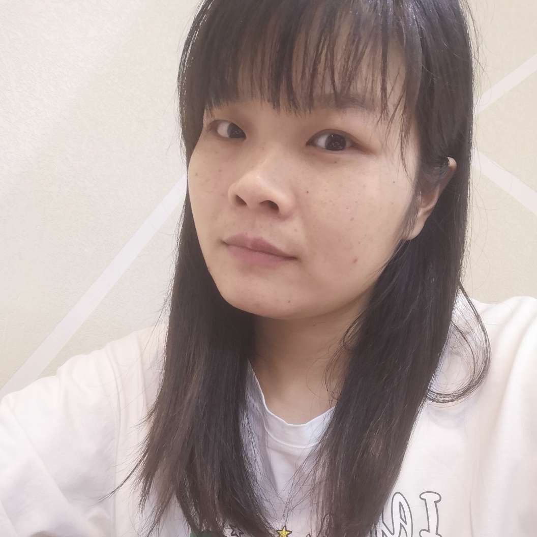勤劳回眸霓裳的照片