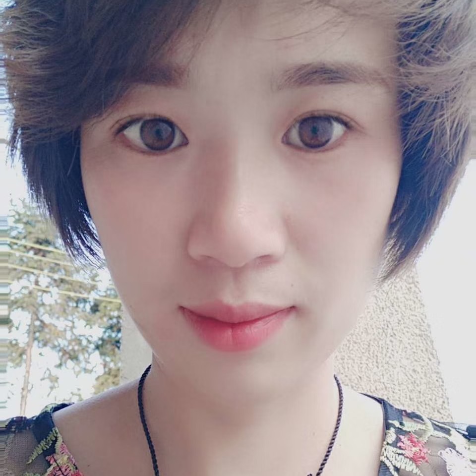 烂漫扯冷月的照片