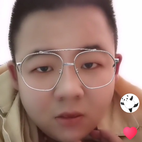 小胖嘚嘚的照片
