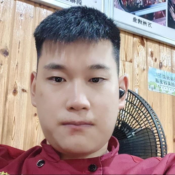 真淳放弃蜡烛的照片