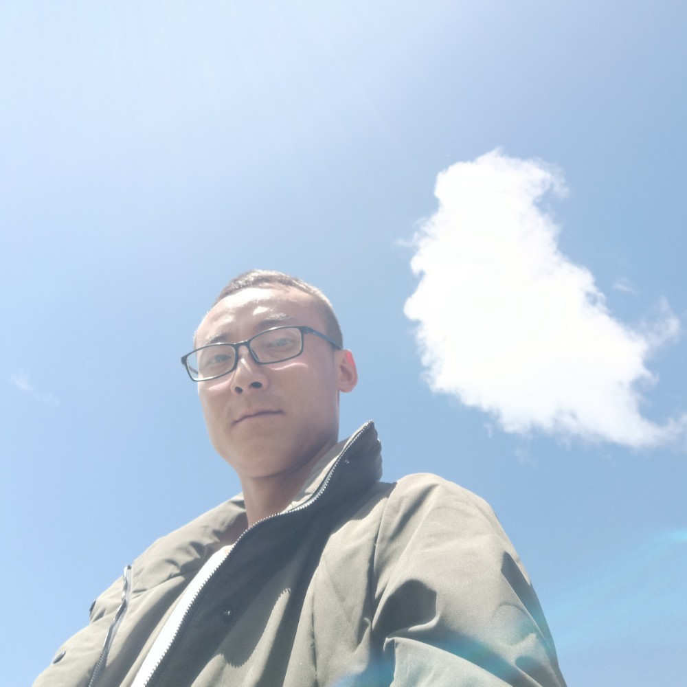 绝版牟某人的照片