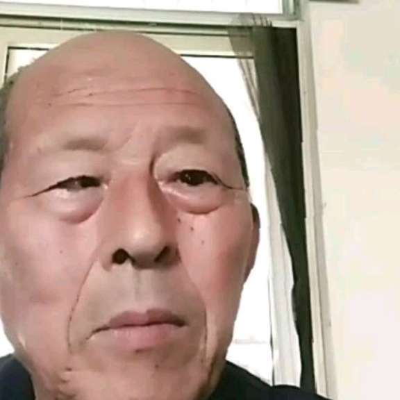 睫毛纯情的照片