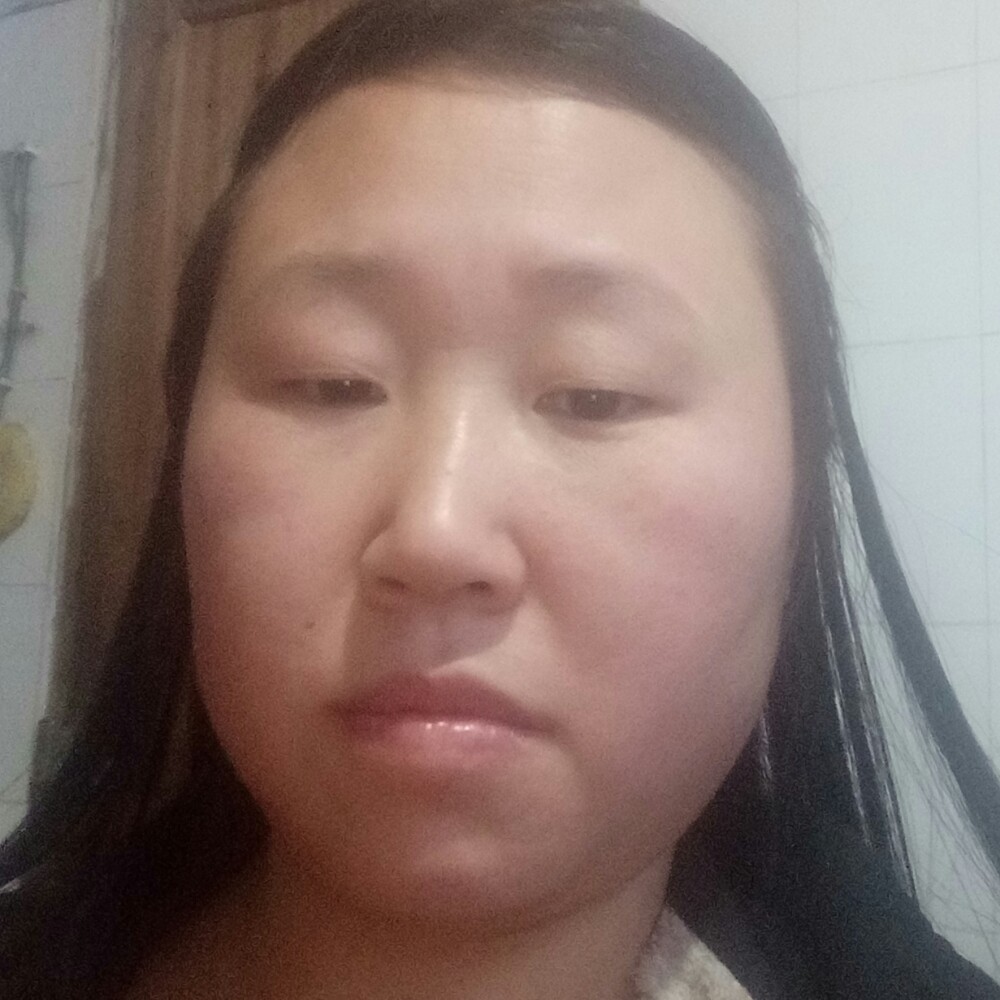 勤恳苦恋河马的照片
