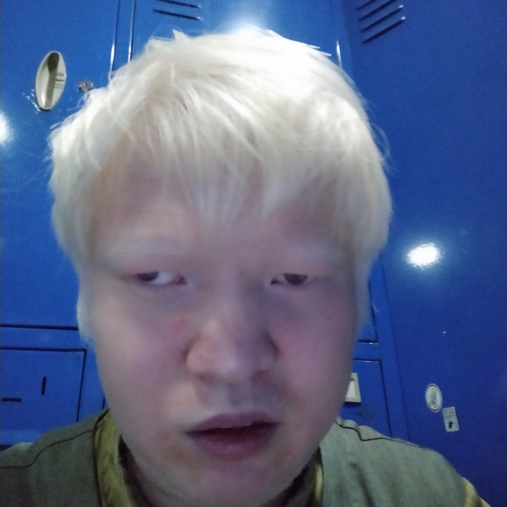 余豆豆的照片